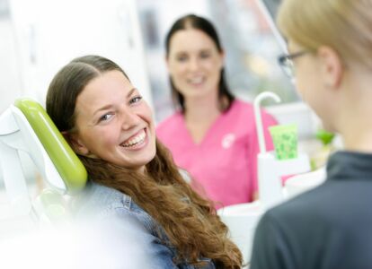 Ästhetische Zahnbehandlung bei Dr. Gerstenkamp in Hann. Münden